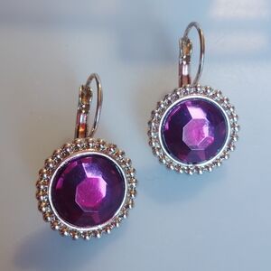 Gorgeous Bright Purple 1" Drop Earrings In Golden Textured Frame